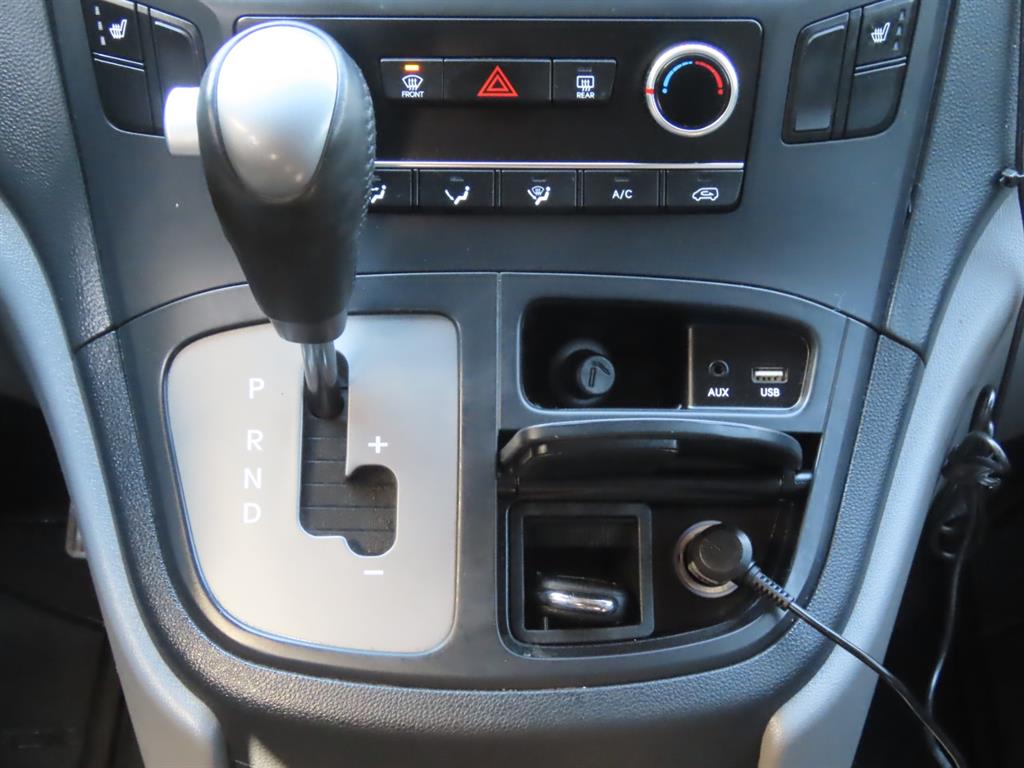 HYUNDAI Starex 2021 Plateado - Importación desde Corea - HF Imports Iquique - Foto 11