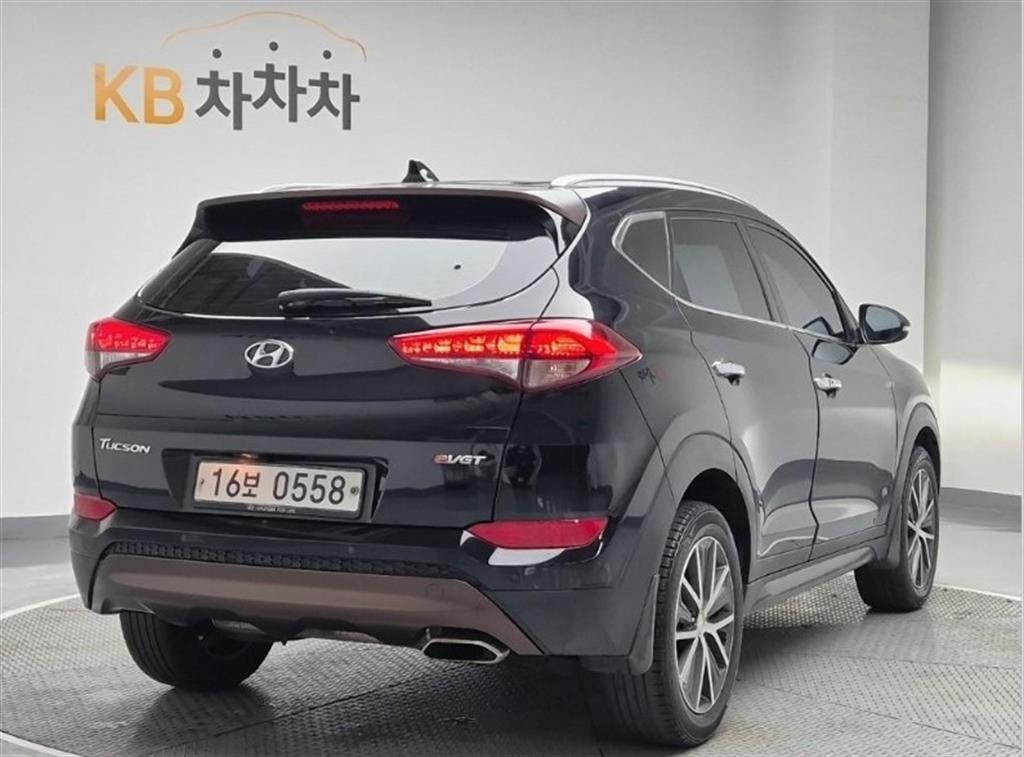 HYUNDAI Tucson - Vista 4