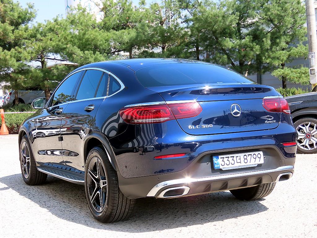 Mercedes Benz GLC Class - Vista 3