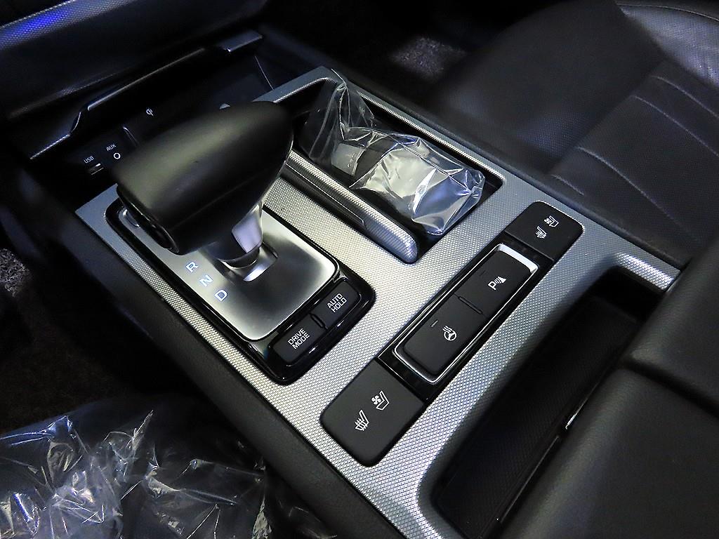 Genesis G80 - Vista 12