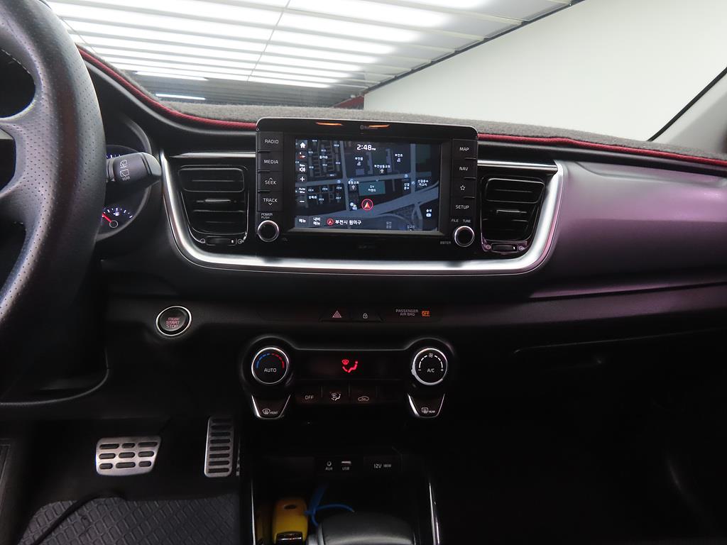 KIA Stonic - Vista 10