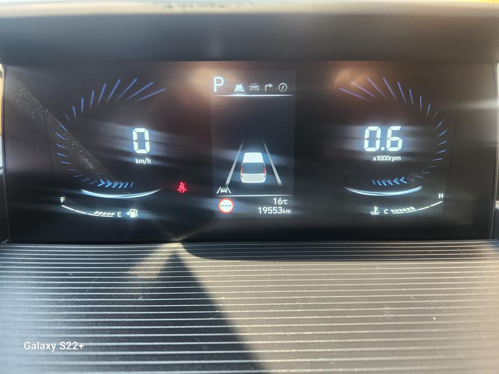 HYUNDAI Staria 2025 Negro - Importación desde Corea - HF Imports Iquique - Foto 18