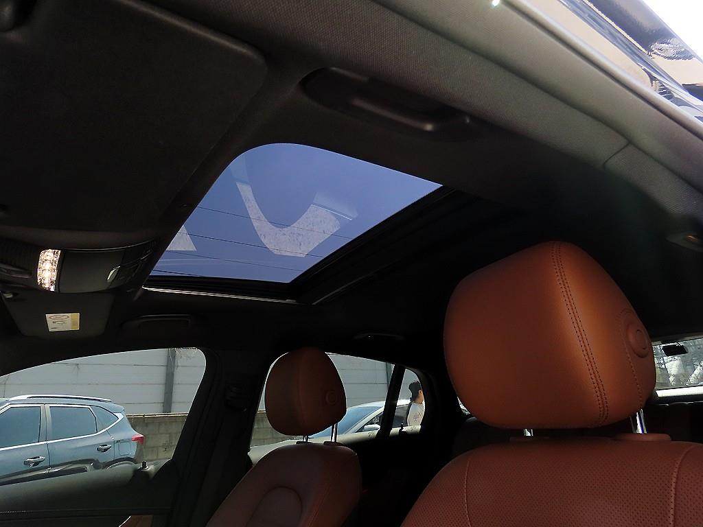 Mercedes Benz GLC Class 2022 Azul - Importación desde Corea - HF Imports Iquique - Foto 16