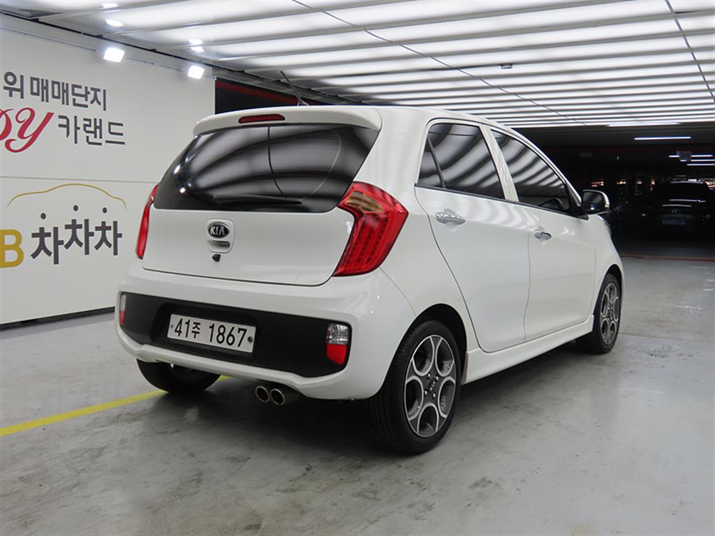 KIA Morning - Vista 4