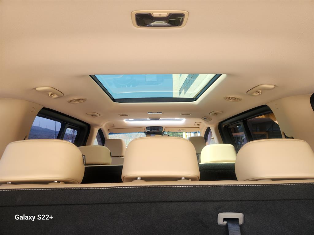 HYUNDAI Staria - Vista 8