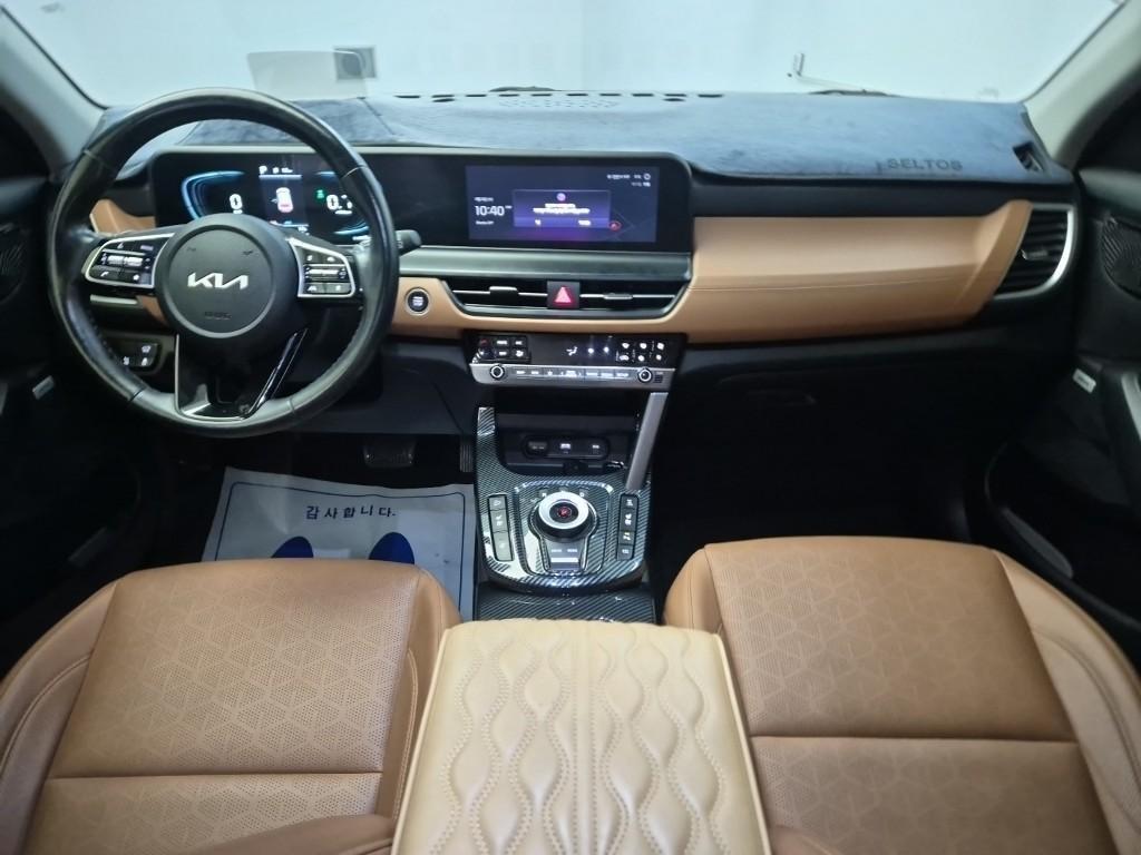 KIA Seltos - Vista 10