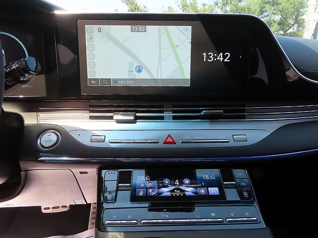 HYUNDAI Grandeur - Vista 12