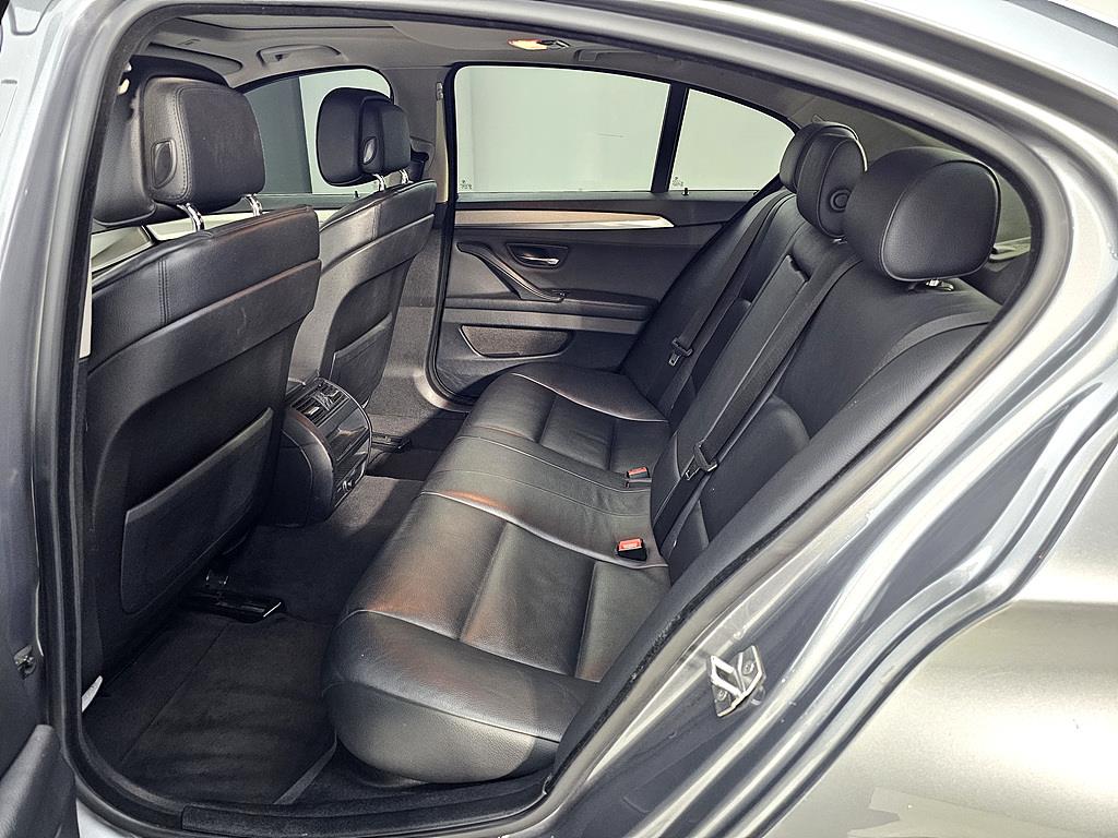 BMW 5 Series - Vista 9