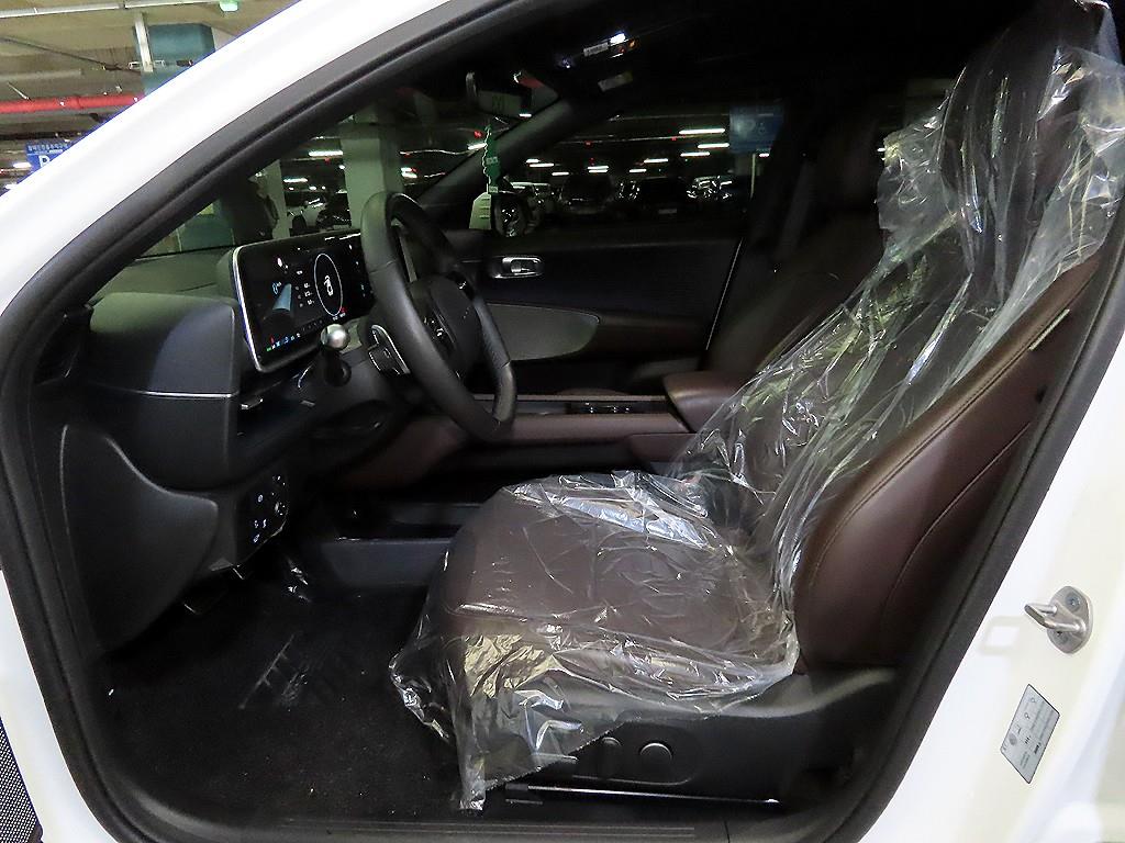 HYUNDAI Ioniq 6 - Vista 6