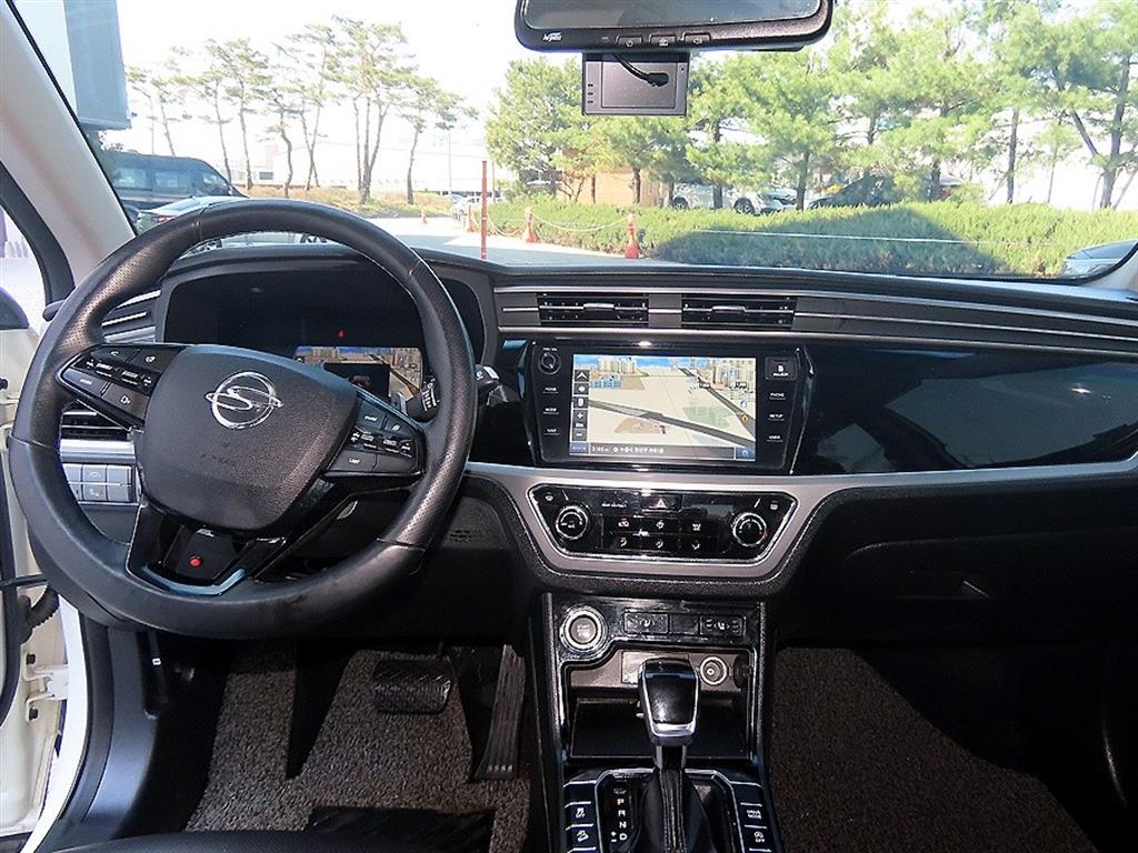 Ssangyong Korando - Vista 7