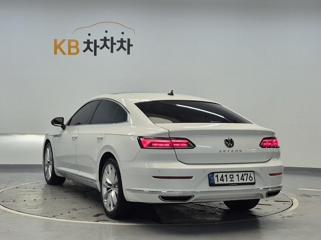 Volkswagen Arteon - Vista 2