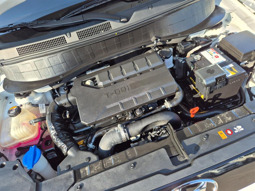 HYUNDAI Casper - Vista 6