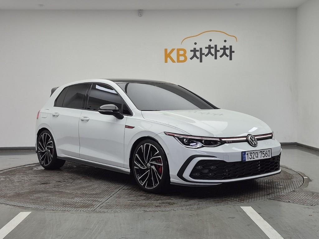 Volkswagen Golf - Vista 2