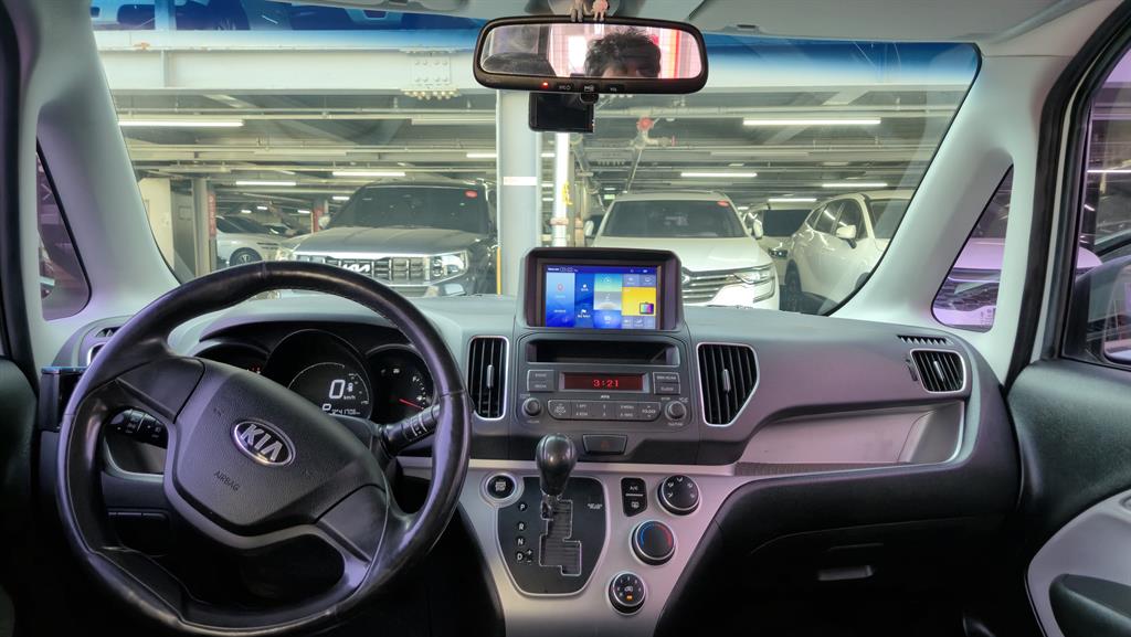 KIA Ray - Vista 11