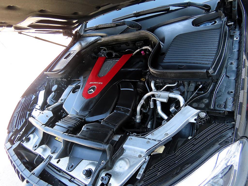 Mercedes Benz GLC Class 2018 Negro - Importación desde Corea - HF Imports Iquique - Foto 19