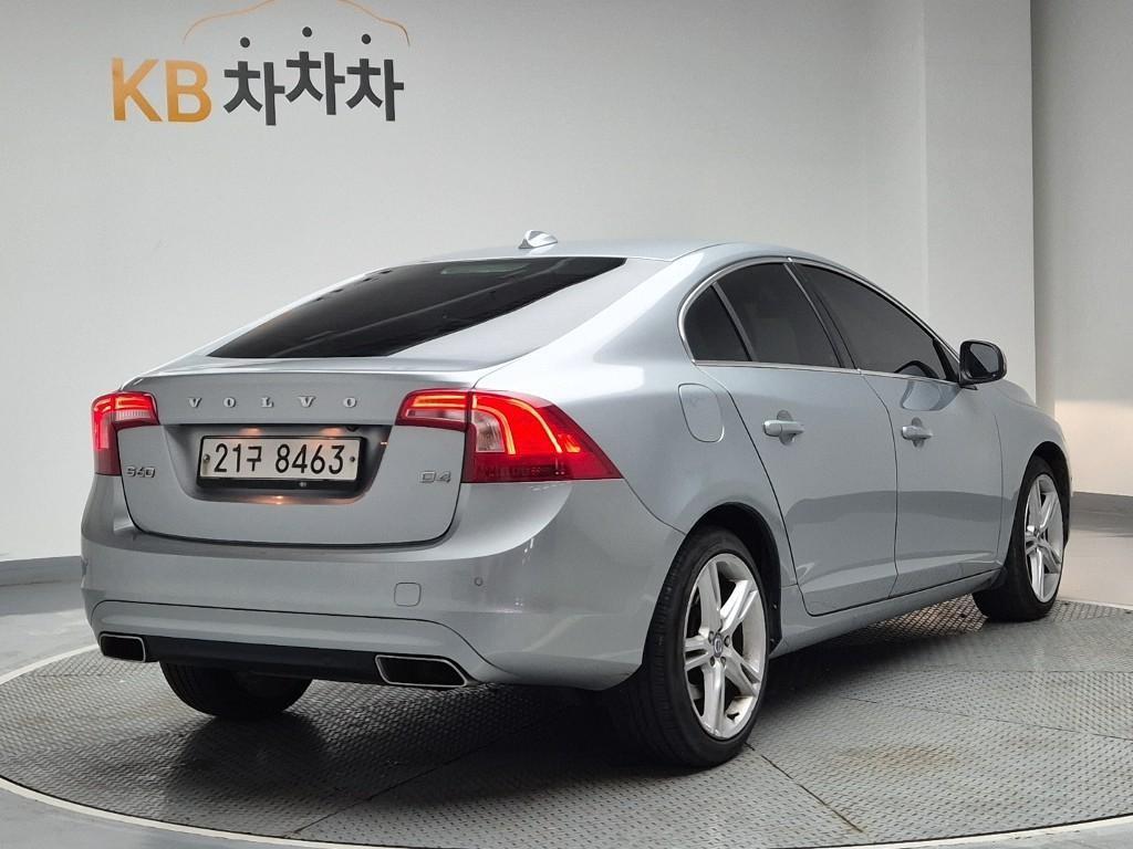 Volvo S60 - Vista 3