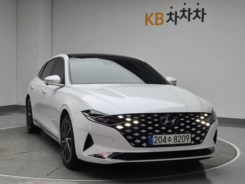 HYUNDAI Grandeur - Vista 4