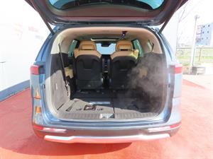 KIA Carnival - Vista 10