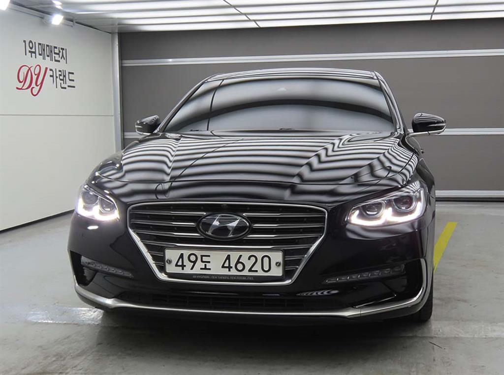 HYUNDAI Grandeur - Vista 2