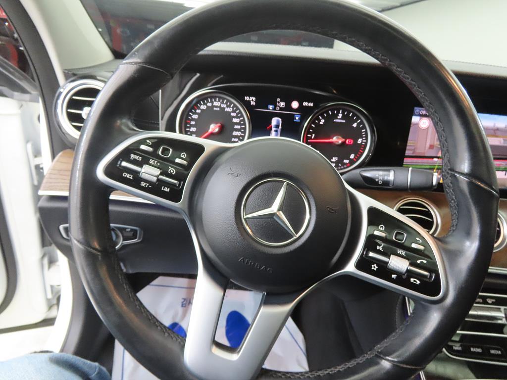 Mercedes Benz E class - Vista 8