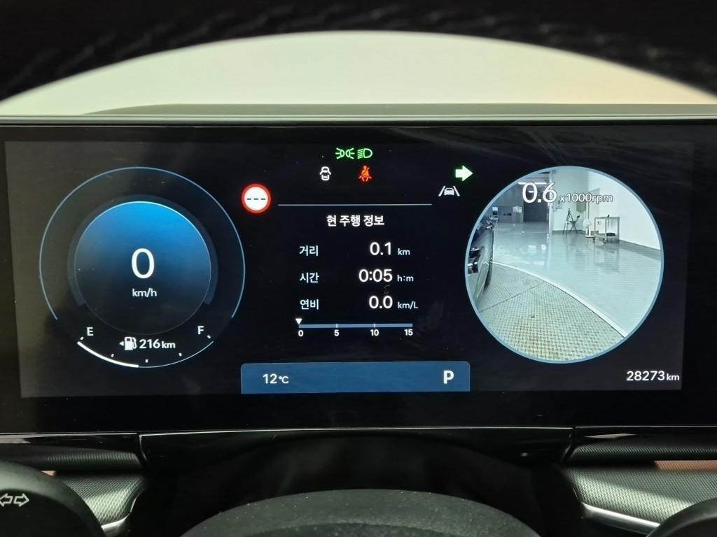 HYUNDAI Grandeur - Vista 6