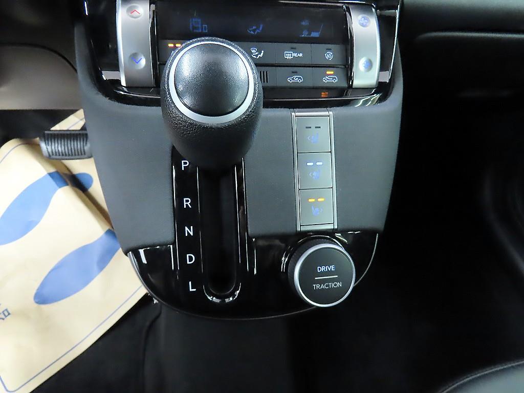 HYUNDAI Casper - Vista 10