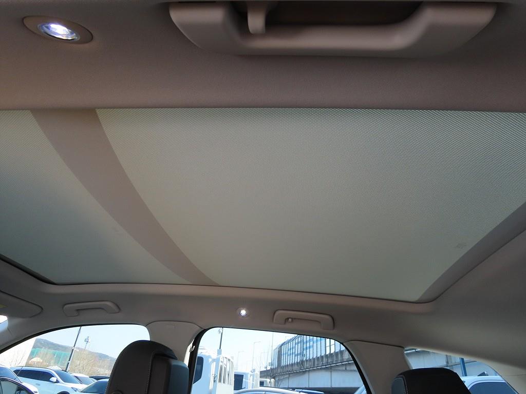 Volkswagen Touareg 2023 Azul - Importación desde Corea - HF Imports Iquique - Foto 18