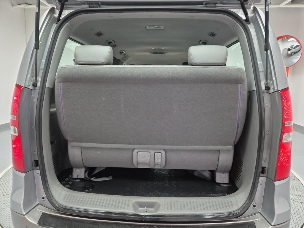 HYUNDAI Starex 2015 Plateado - Importación desde Corea - HF Imports Iquique - Foto 18