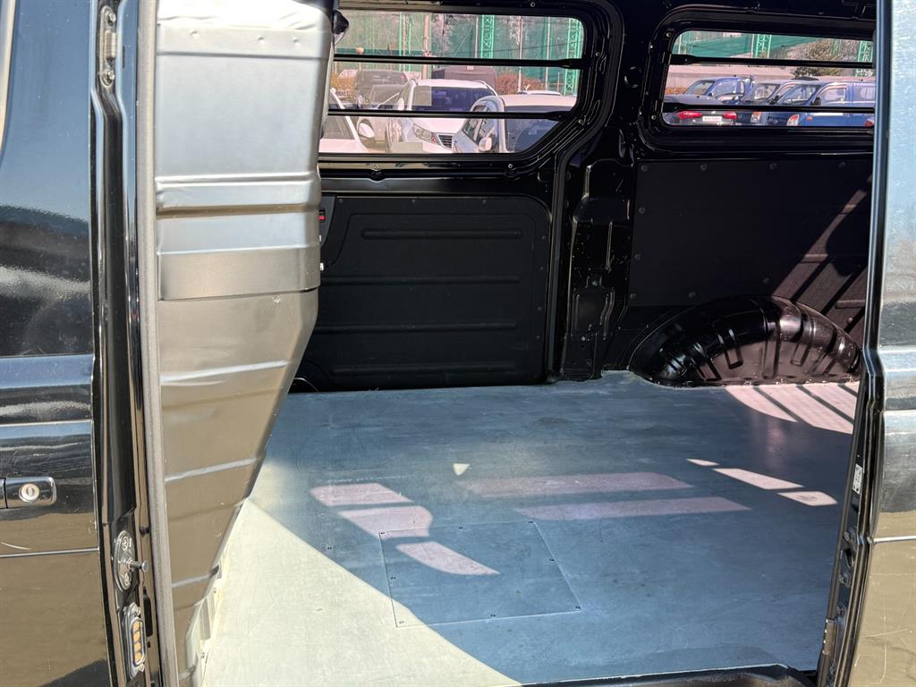 HYUNDAI Starex 2017 Negro - Importación desde Corea - HF Imports Iquique - Foto 13