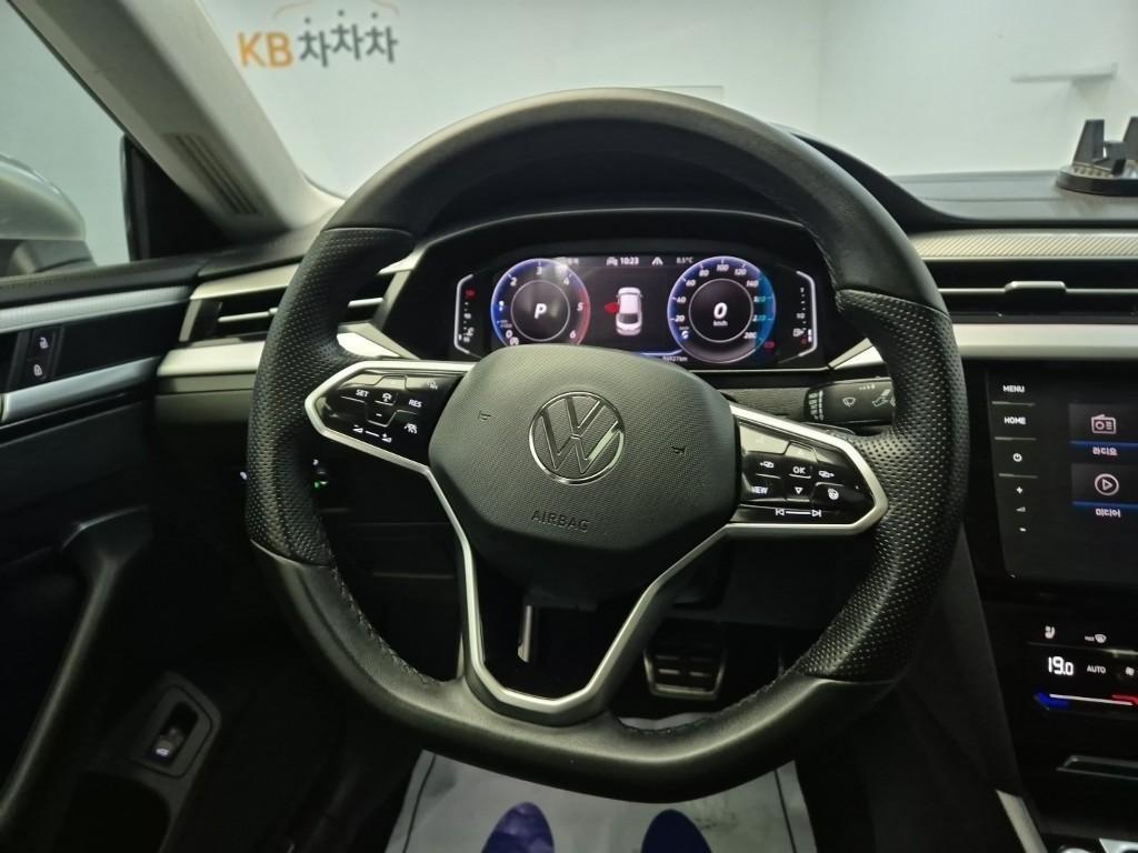 Volkswagen Arteon - Vista 9