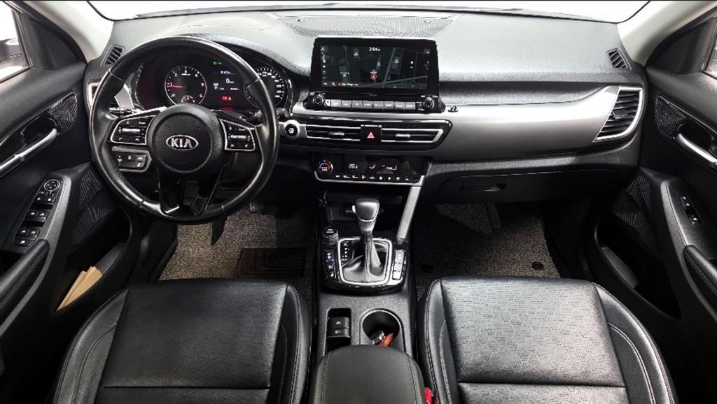 KIA Seltos - Vista 7