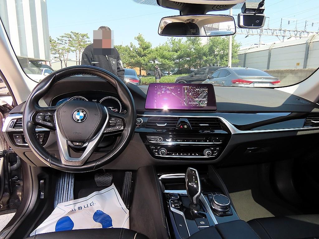 BMW 5 Series - Vista 7