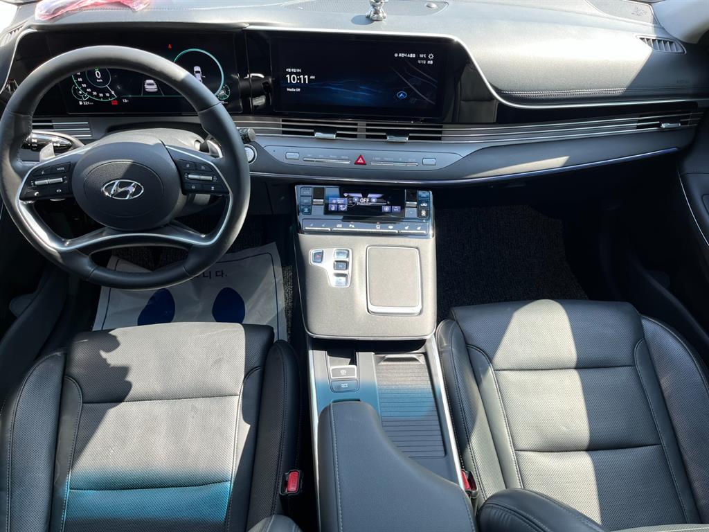 HYUNDAI Grandeur - Vista 8