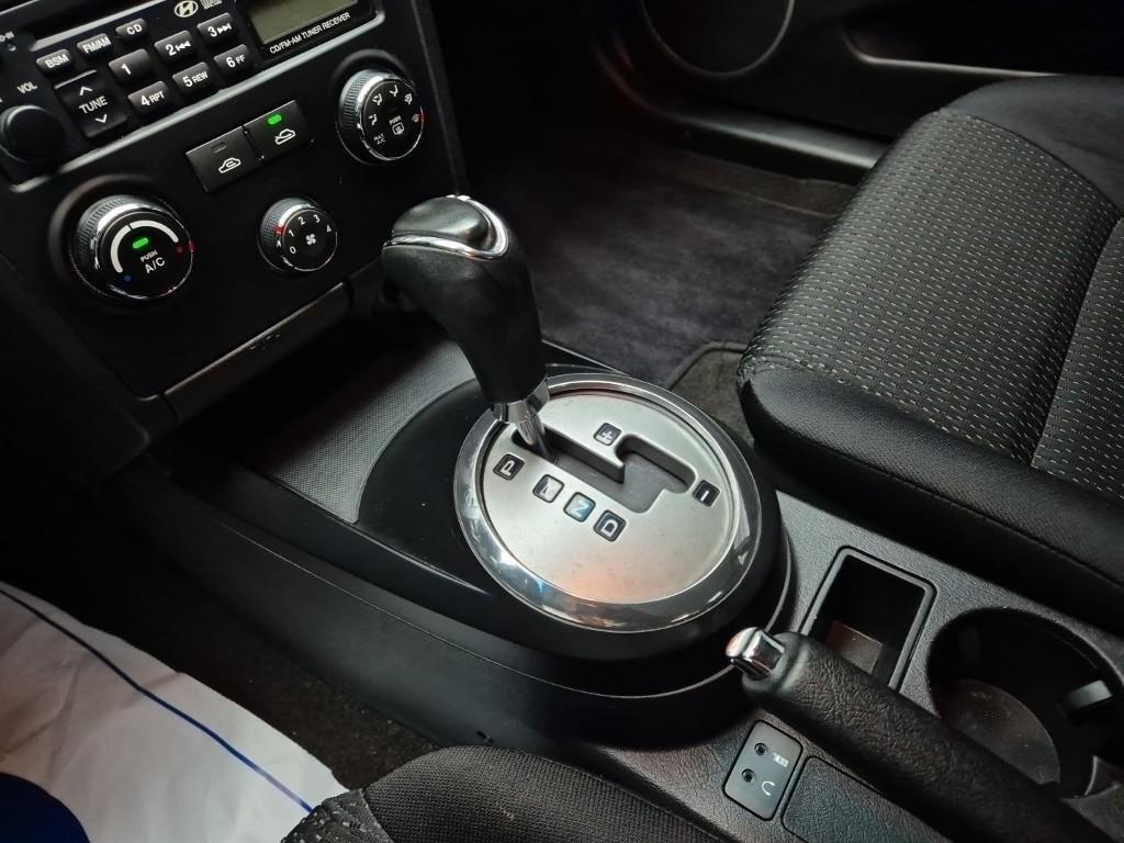 HYUNDAI Tuscani - Vista 8