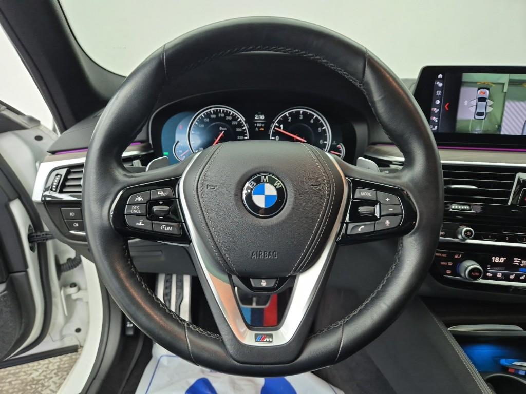 BMW 5 Series - Vista 9