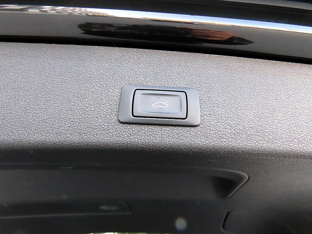 Audi SQ5 2015 Negro - Importación desde Corea - HF Imports Iquique - Foto 17