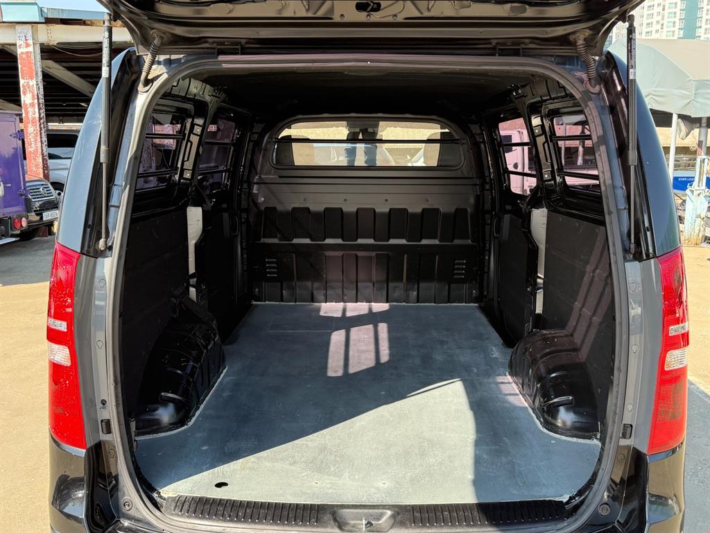 HYUNDAI Starex 2017 Negro - Importación desde Corea - HF Imports Iquique - Foto 17