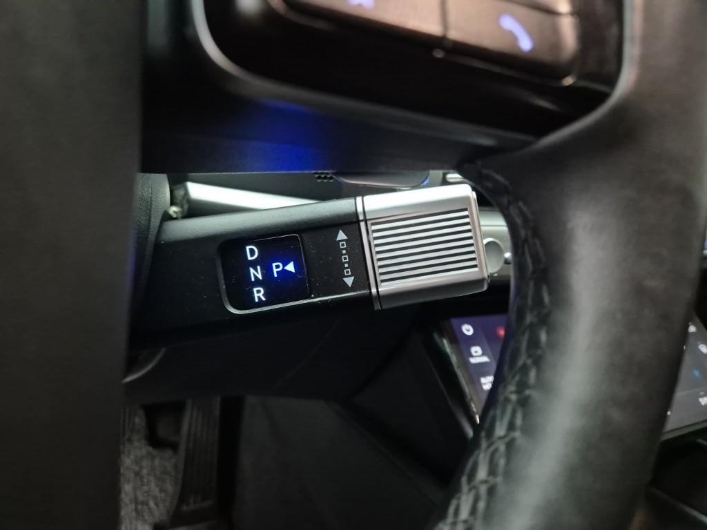 HYUNDAI Grandeur - Vista 8