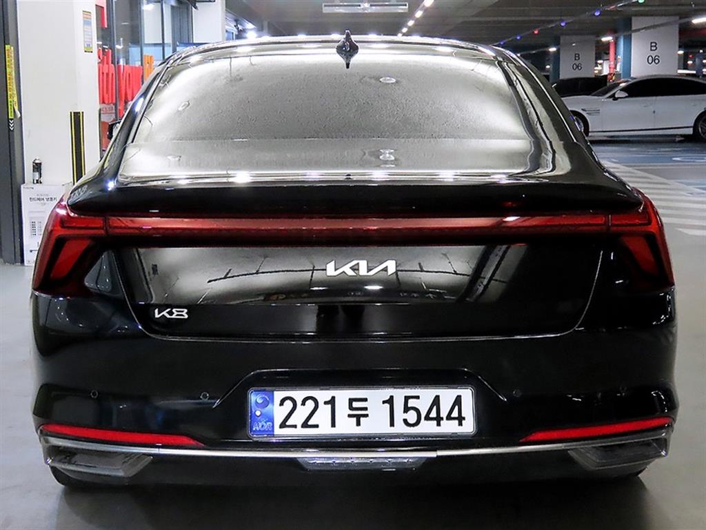 KIA K8 - Vista 5