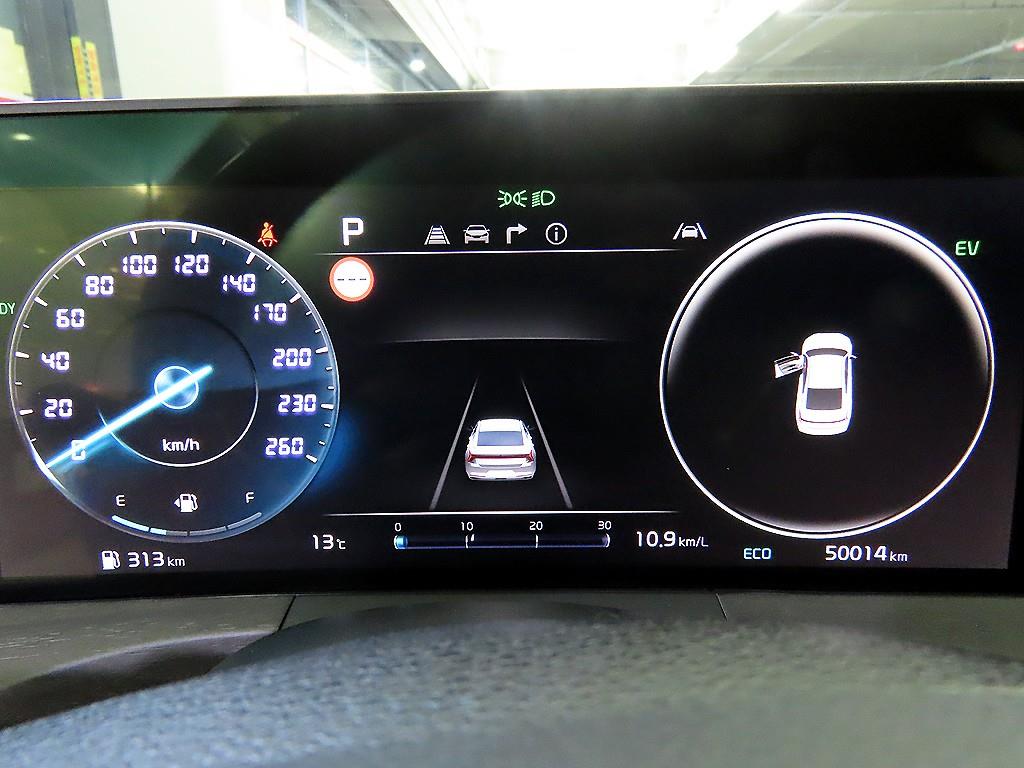 KIA K8 - Vista 9