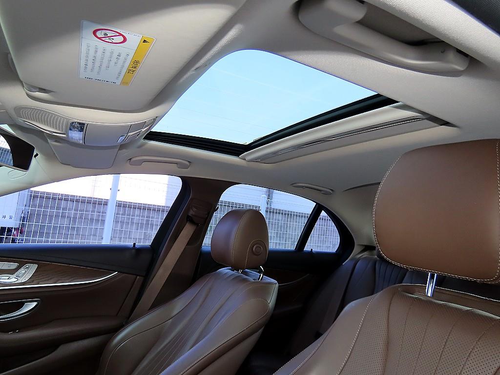 Mercedes Benz E class 2020 Blanco - Importación desde Corea - HF Imports Iquique - Foto 15