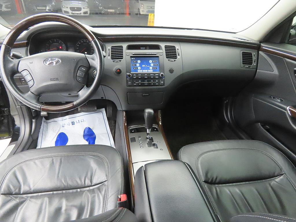 HYUNDAI Grandeur - Vista 7