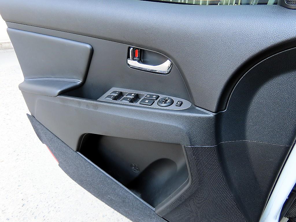 KIA Sportage - Vista 11