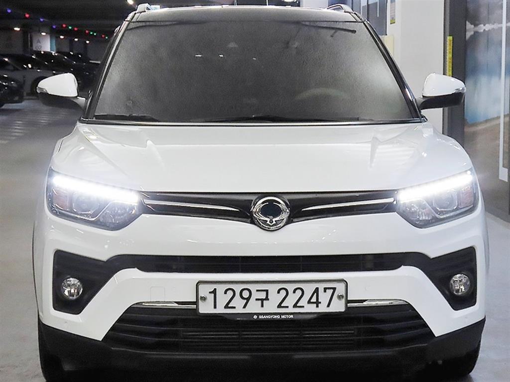 Ssangyong Tivoli - Vista 2