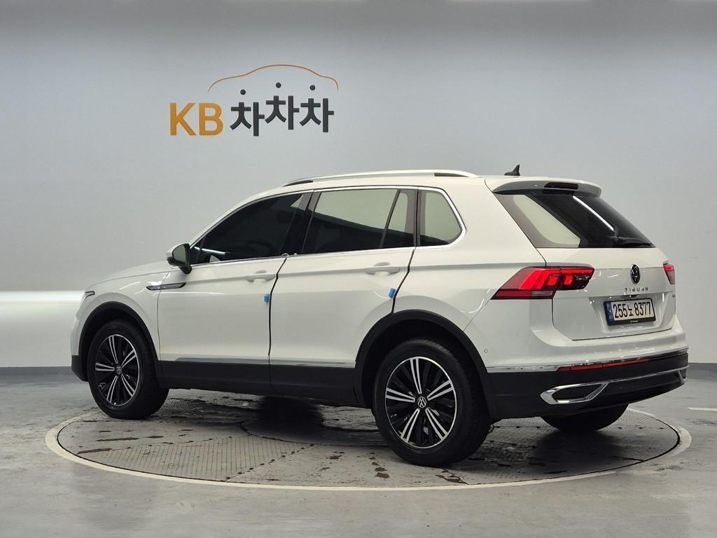 Volkswagen Tiguan - Vista 4