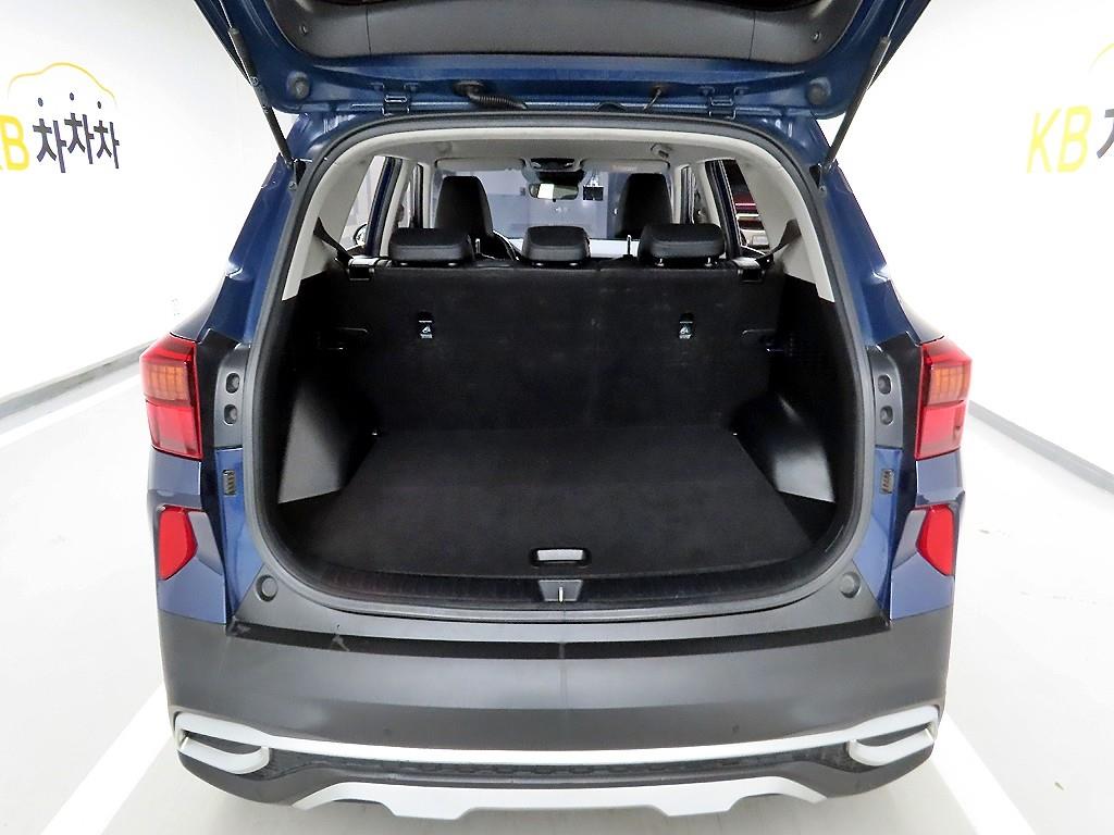 KIA Seltos - Vista 5