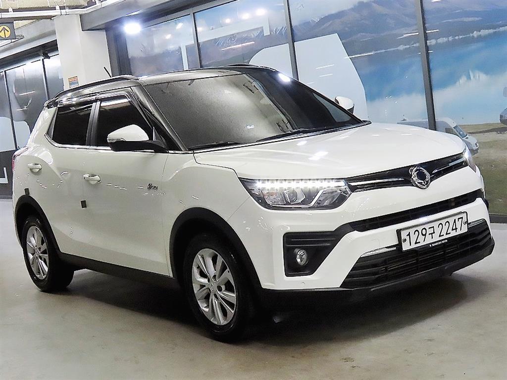 Ssangyong Tivoli 2021 Blanco - Importación desde Corea - HF Imports Iquique - Foto 1