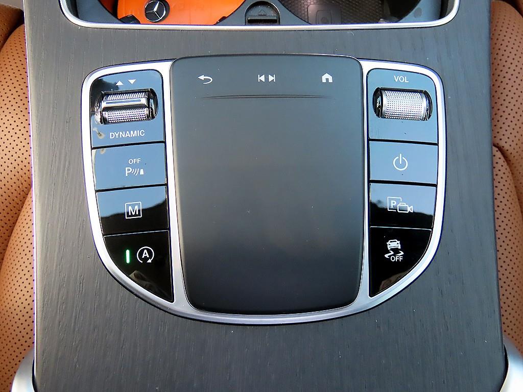 Mercedes Benz GLC Class - Vista 12