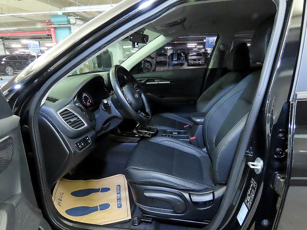 KIA Seltos - Vista 6