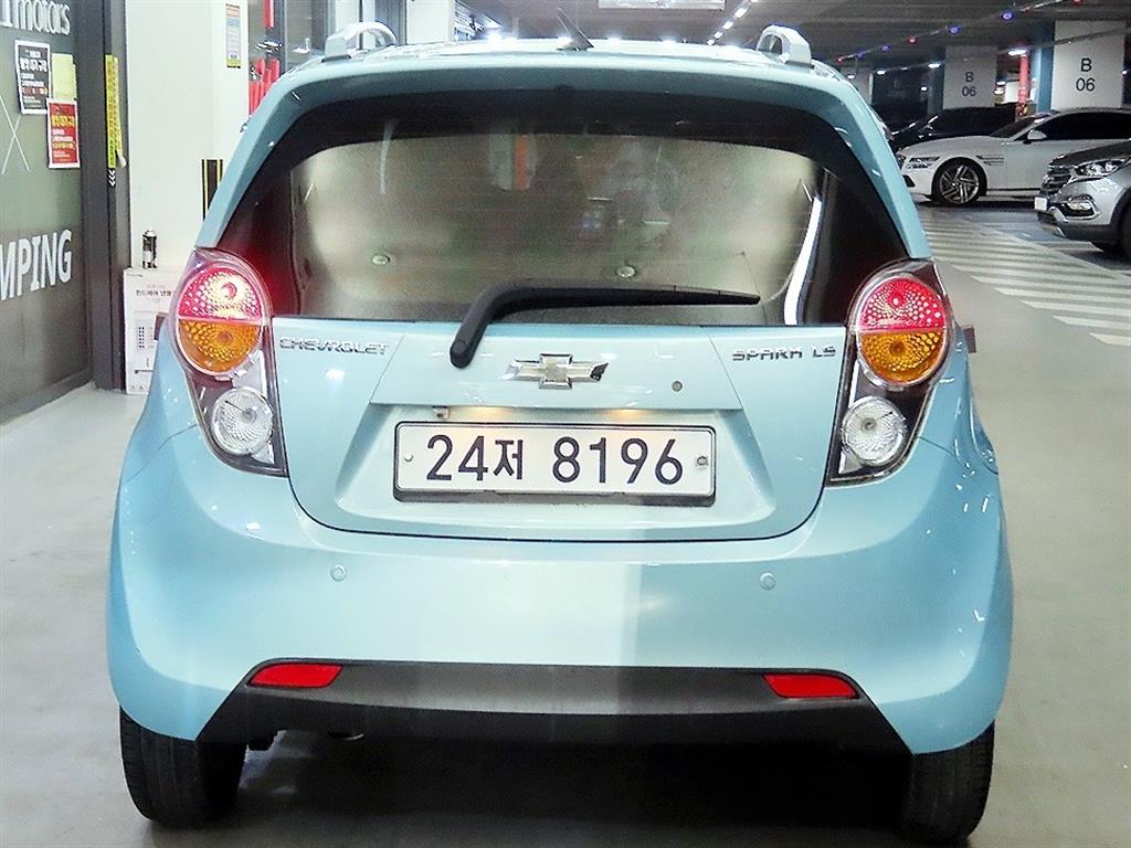 Chevrolet Spark - Vista 5